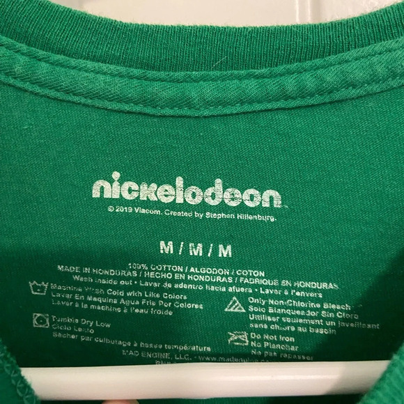 EUC | Nickelodeon adult Rugrats holiday seasons greeting graphic tshirt — medium - Picture 3 of 4